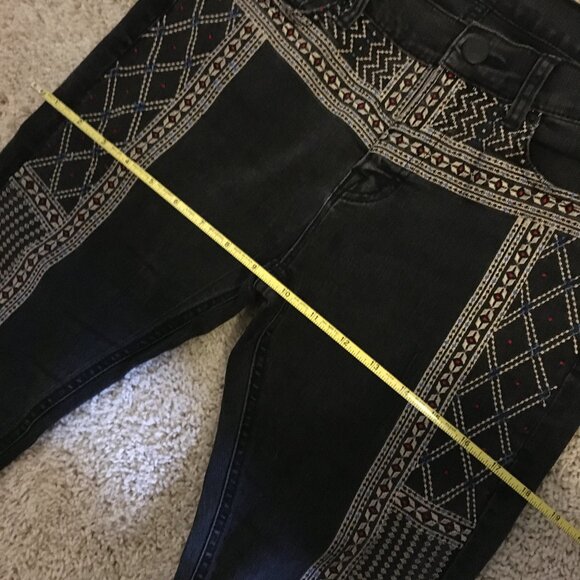 Urban Outfitters BDG Tribal Embroidered Gray-Black Mid Rise Twig Ankle Jeans - Picture 9 of 13